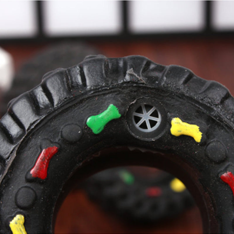 Tire shaped pet chew toy