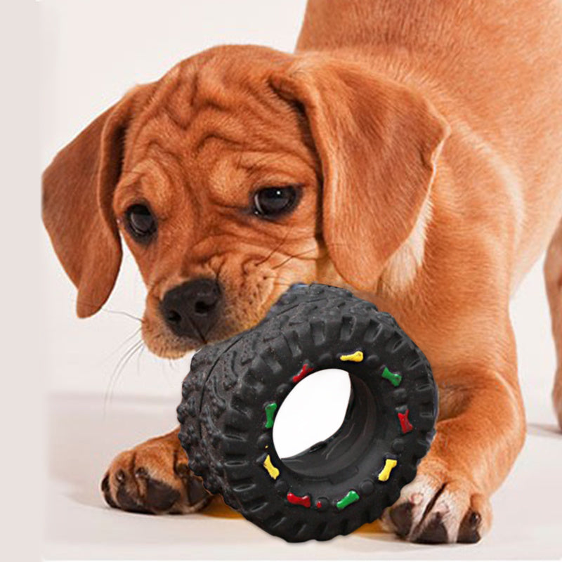 Tire shaped pet chew toy